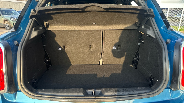 MINI Hatchback 1.5 Cooper Exclusive Premium 5dr Auto Petrol Hatchback